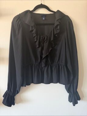 Scoop|Ruffled V-Neck Black Peplum Blouse|Small|EUC